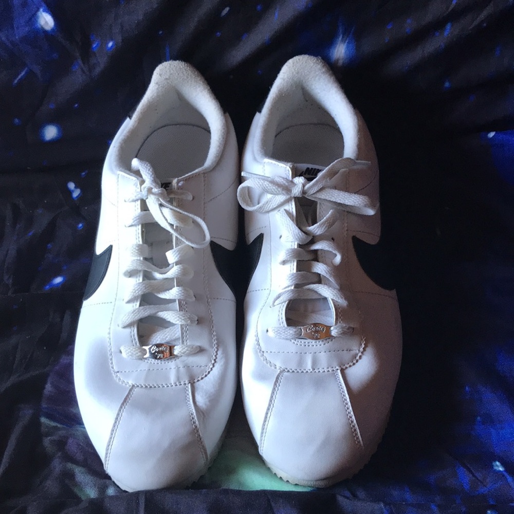 Nike Cortez shoes in great condition sm scuff sz14